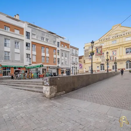 Comfortable Centre Flat *